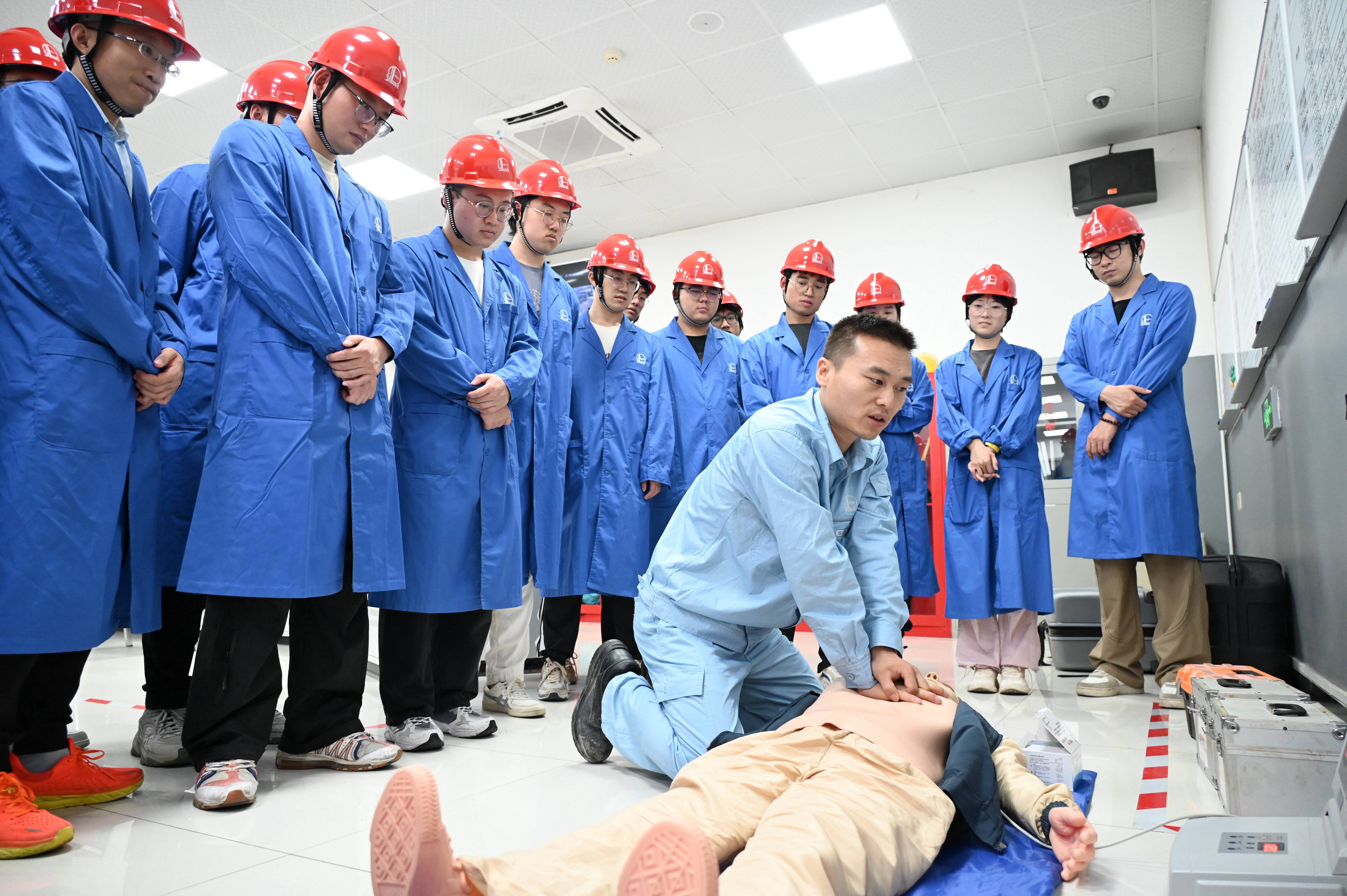 Green Factories to Explore Intelligent Energy